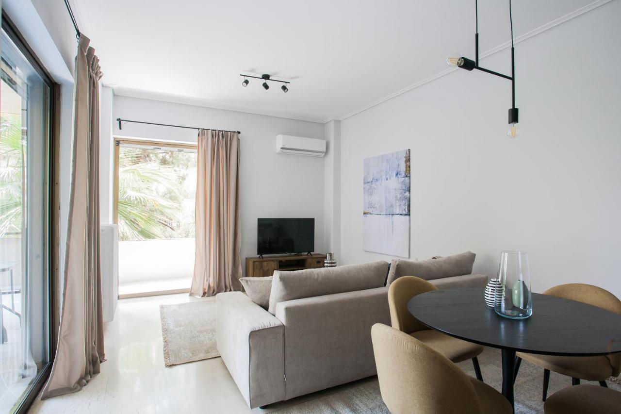 Pleasant 2Br Apartment Near Helexpo By Upstreet เอเธนส์ ภายนอก รูปภาพ