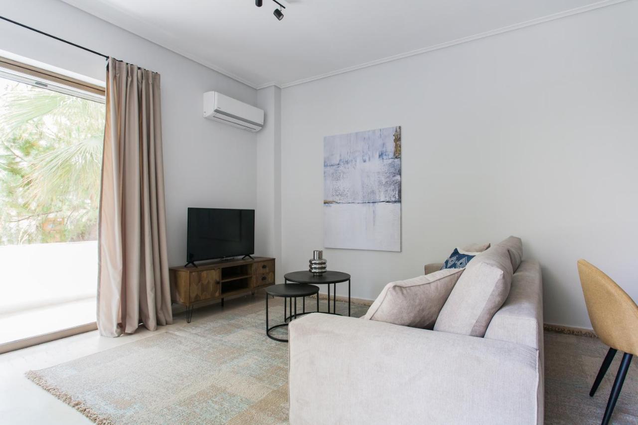 Pleasant 2Br Apartment Near Helexpo By Upstreet เอเธนส์ ภายนอก รูปภาพ